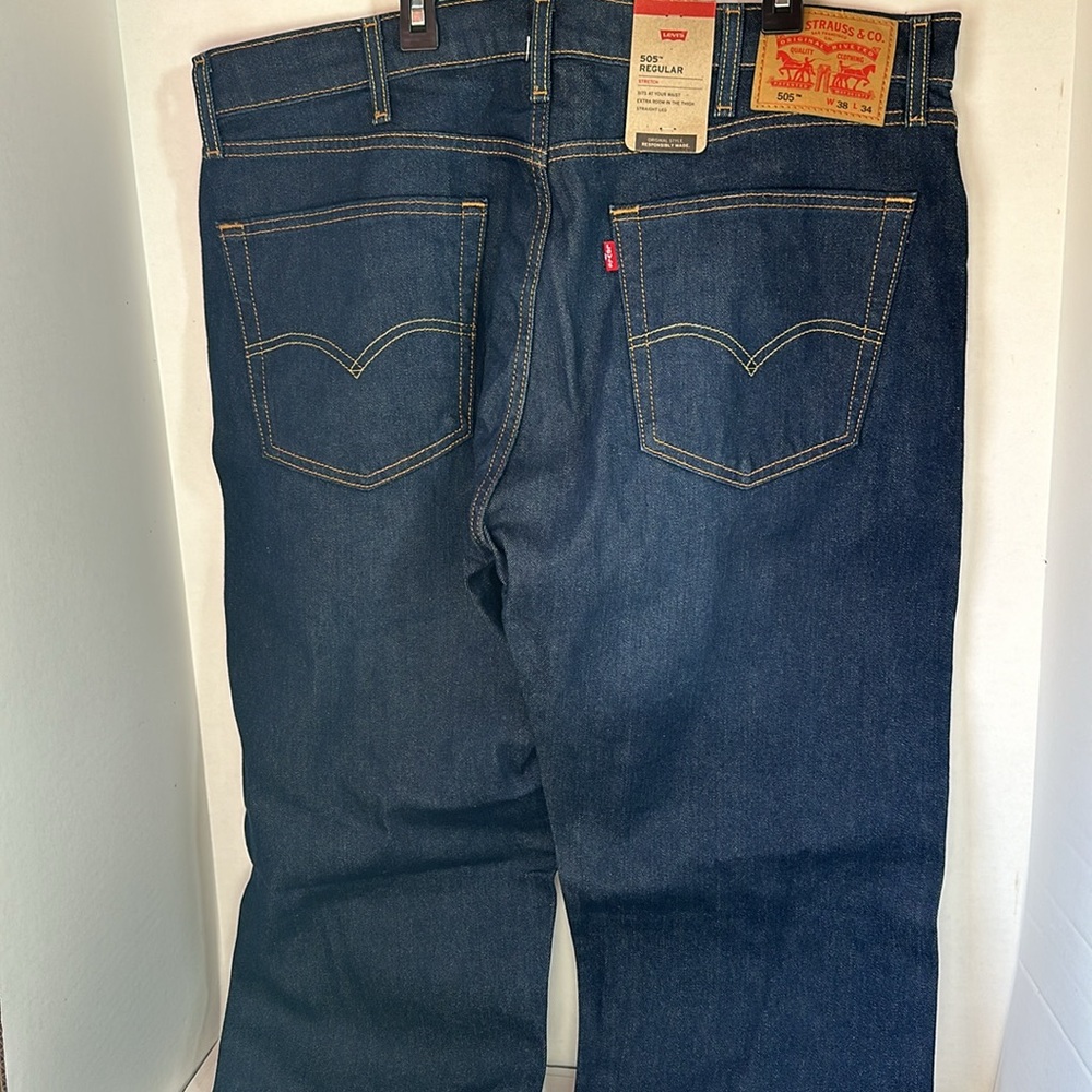 Levi’s 505 regular 38x34 darkwash straight leg jeans - Picture 5 of 8